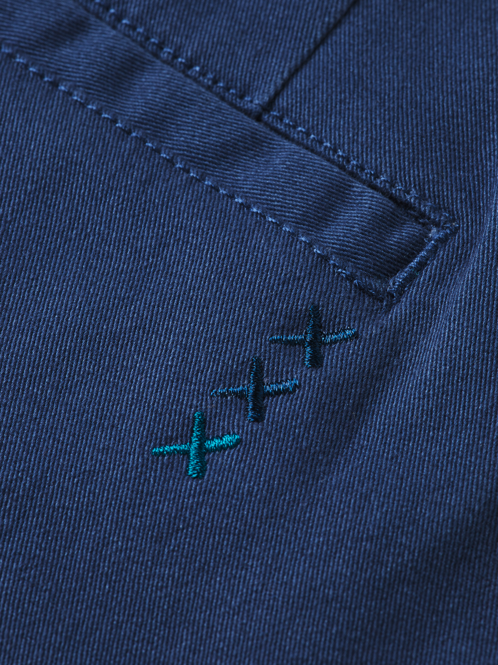 Seasonal Essentials Drift tapered chino