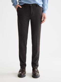 Seasonal Essentials Mott Chinos