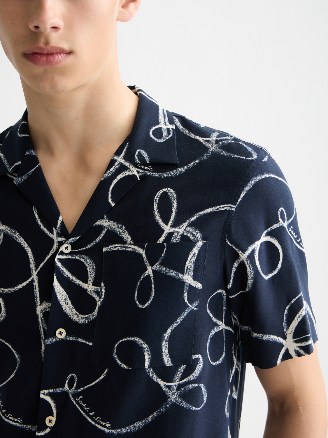 Printed short sleeve viscose shirt