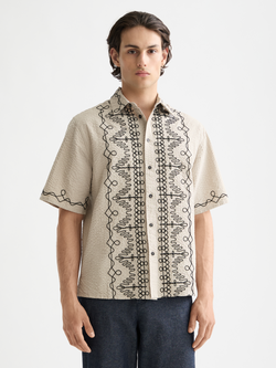 Embroidered short-sleeved shirt