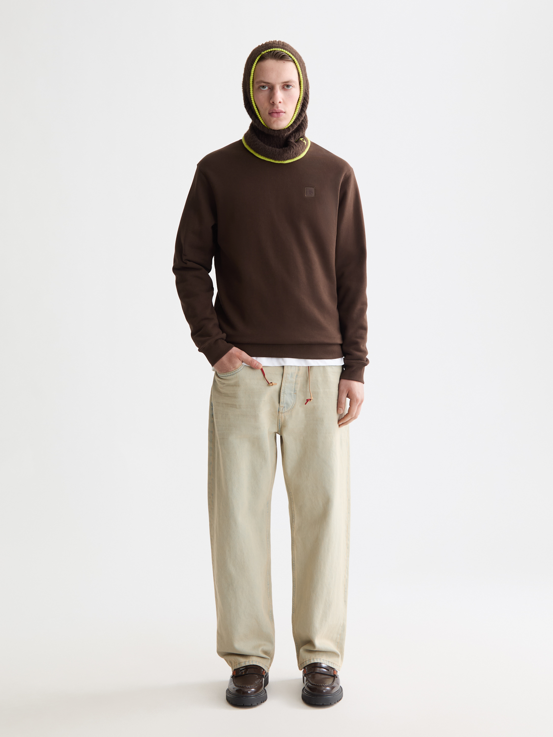 Seasonal Essentials Regular logo sweatshirt