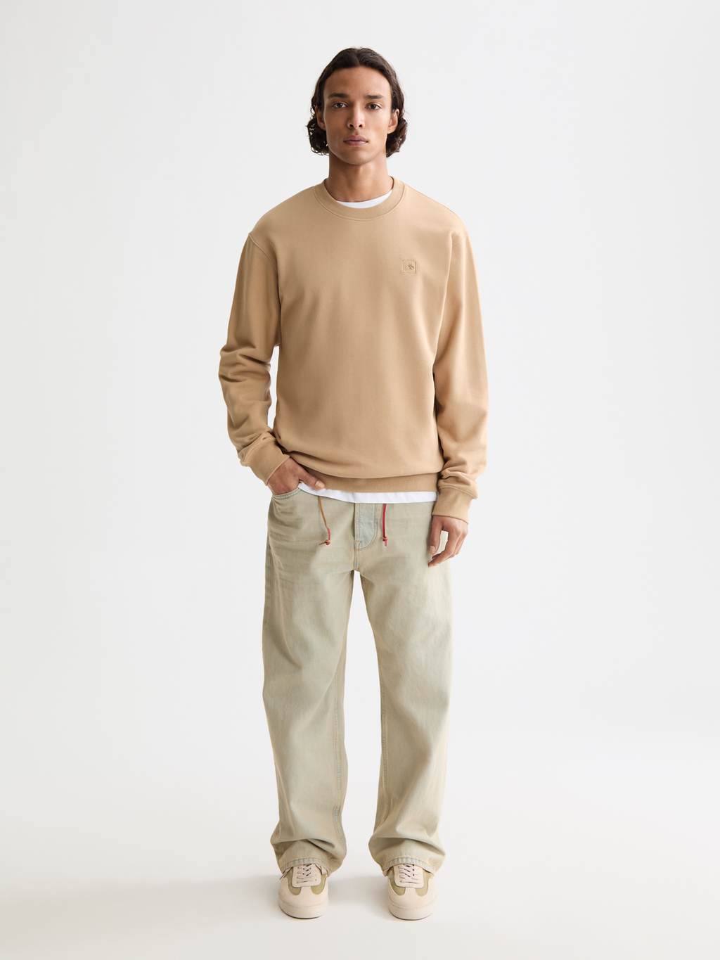 Seasonal Essentials Regular logo sweatshirt