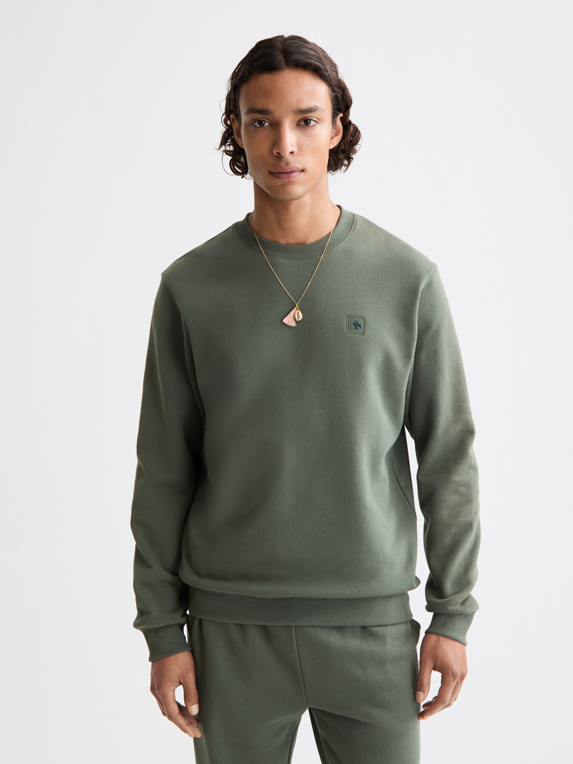 Seasonal Essentials Regular logo sweatshirt