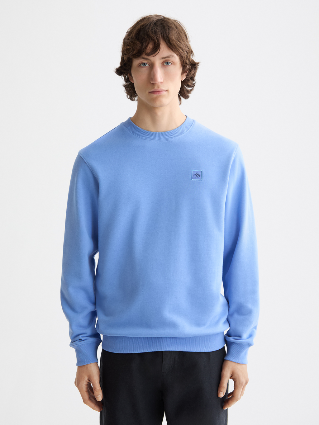 Seasonal Essentials Regular logo sweatshirt