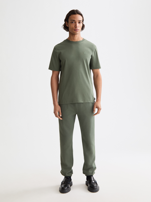 Seasonal core - Regular-fit logo t-shirt