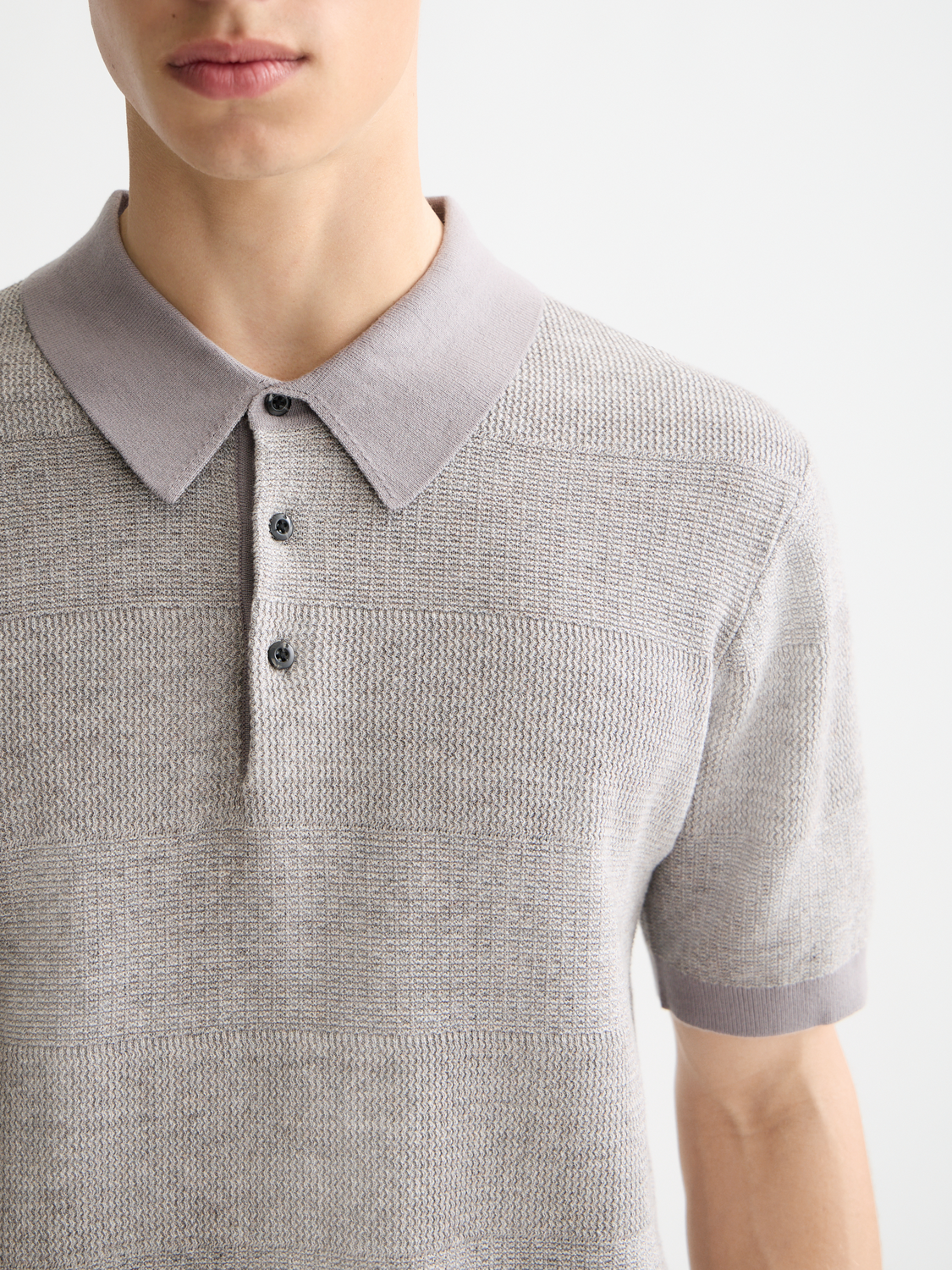 Knitted tonal striped regular polo