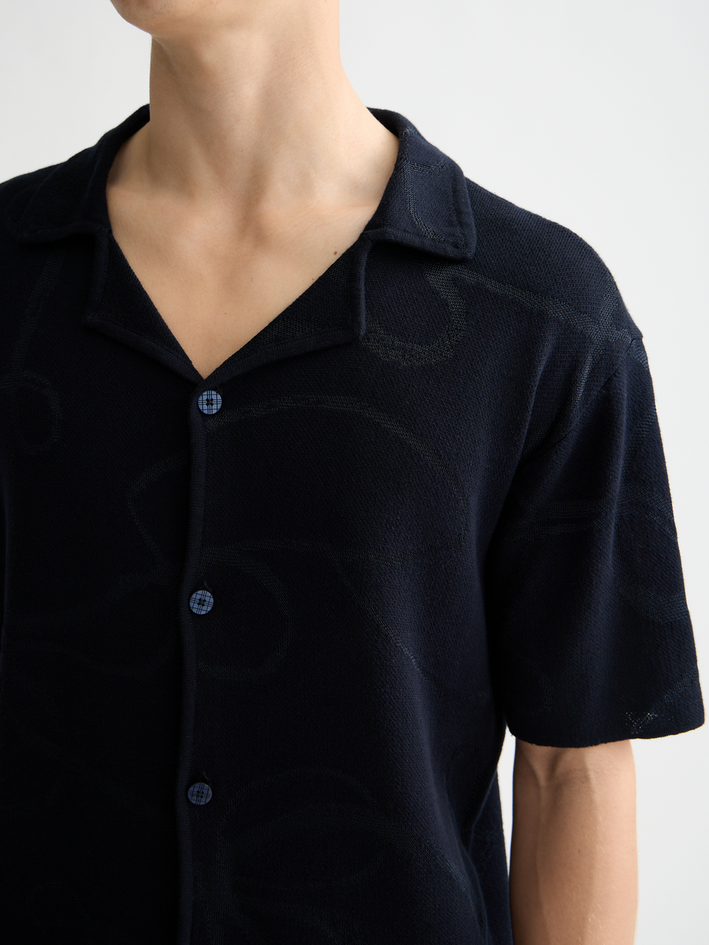 Jacquard knitted short sleeve shirt