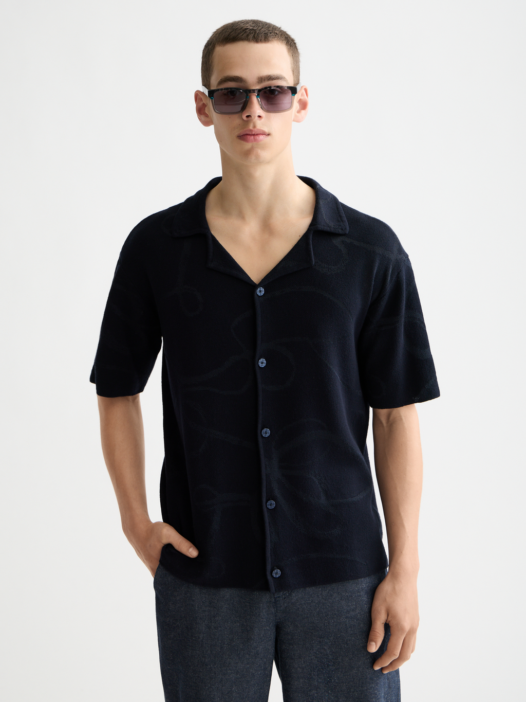 Jacquard knitted short sleeve shirt