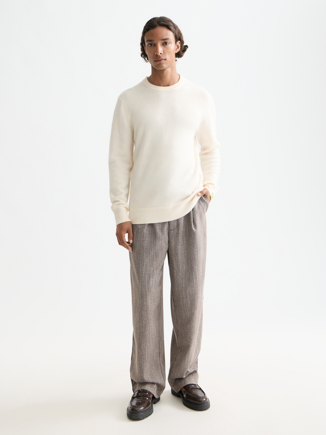 Soft knit regular fit crew neck