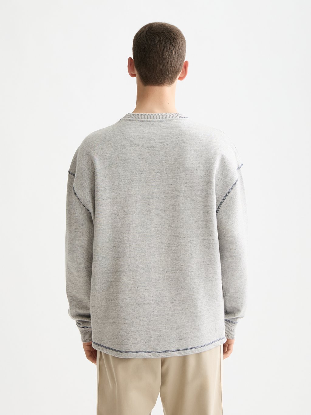 Loose Label Sweatshirt