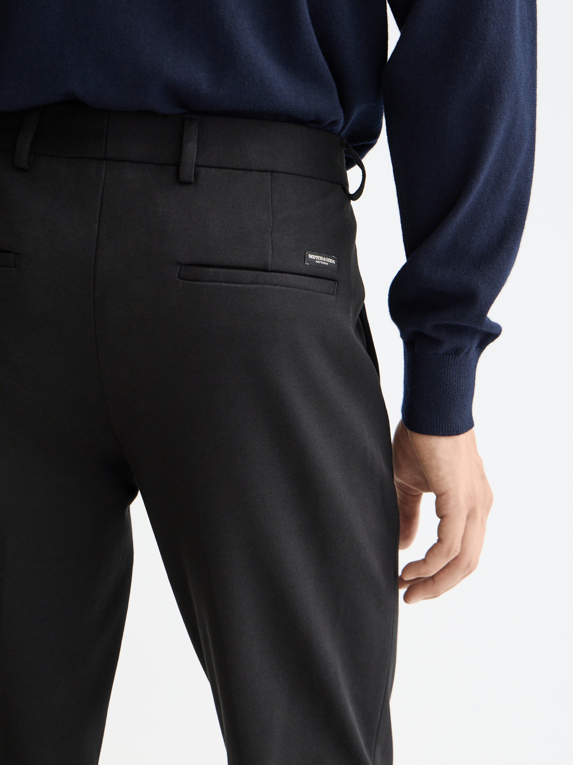 Mott - tailored knitted yarn dyed chino