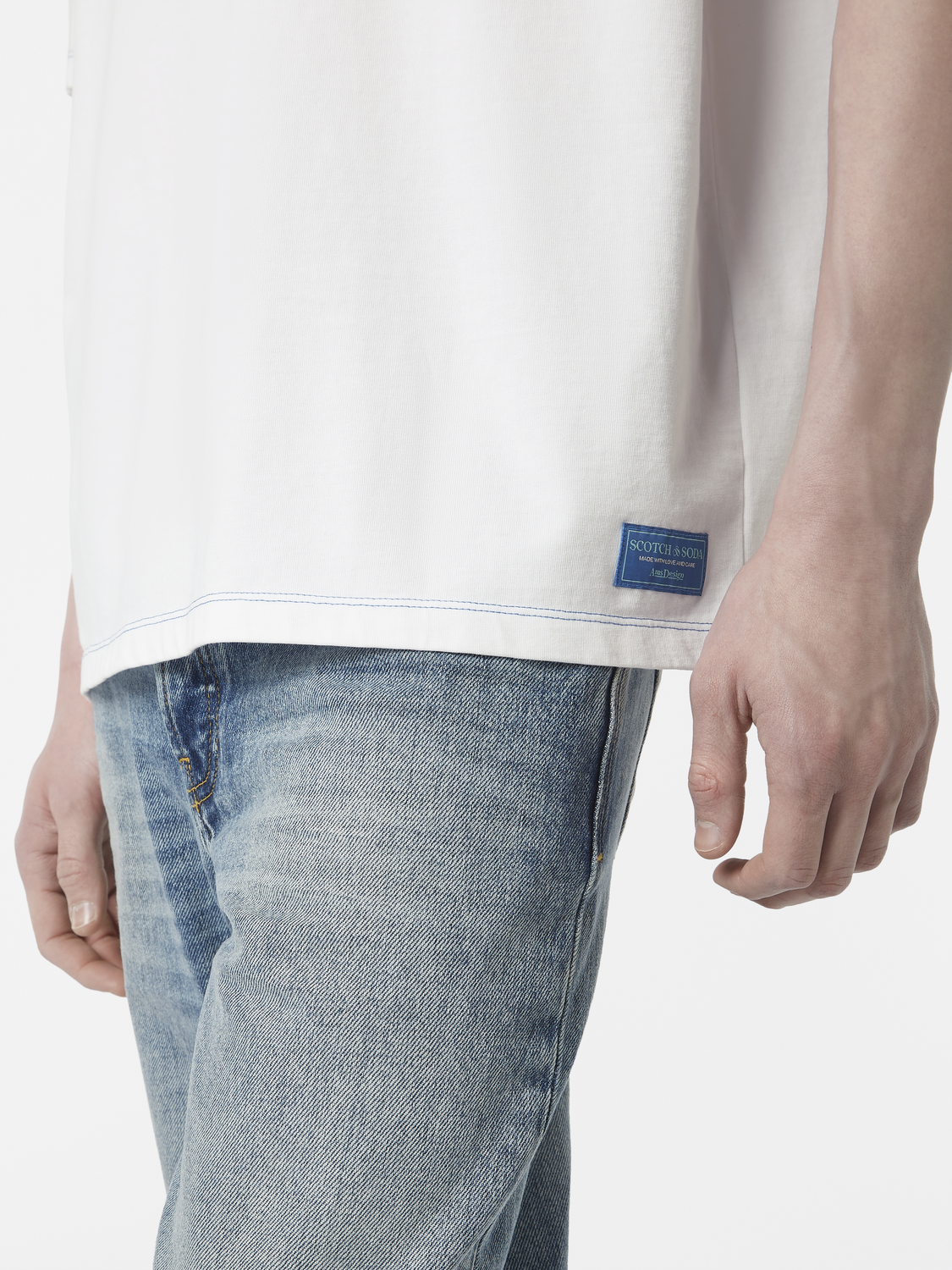 printed artwork T-shirt
