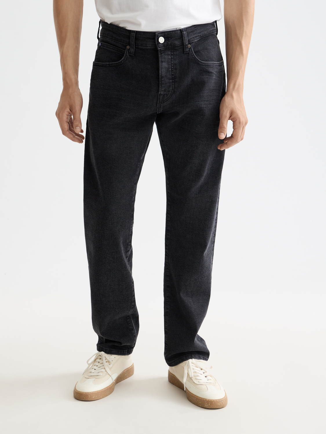 Essentials The Zee straight denim