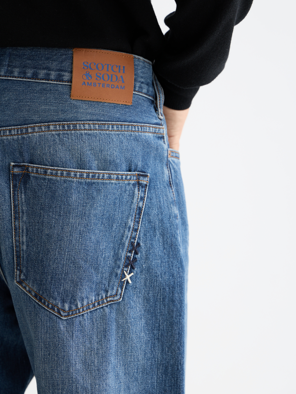 Core die Pitch Loose Jeans bringen die blaue