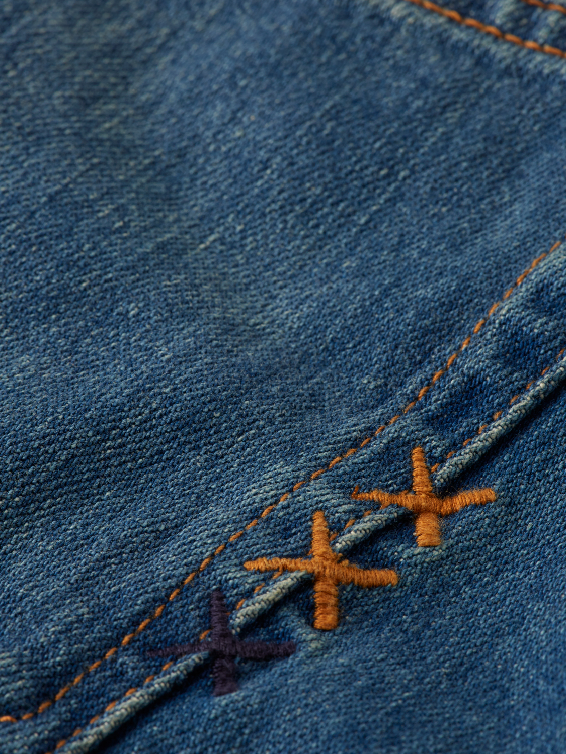 Essentials Dean Loose Tapered Denim