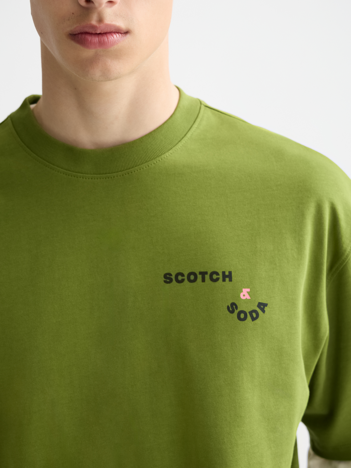 Loose artwork t-shirt