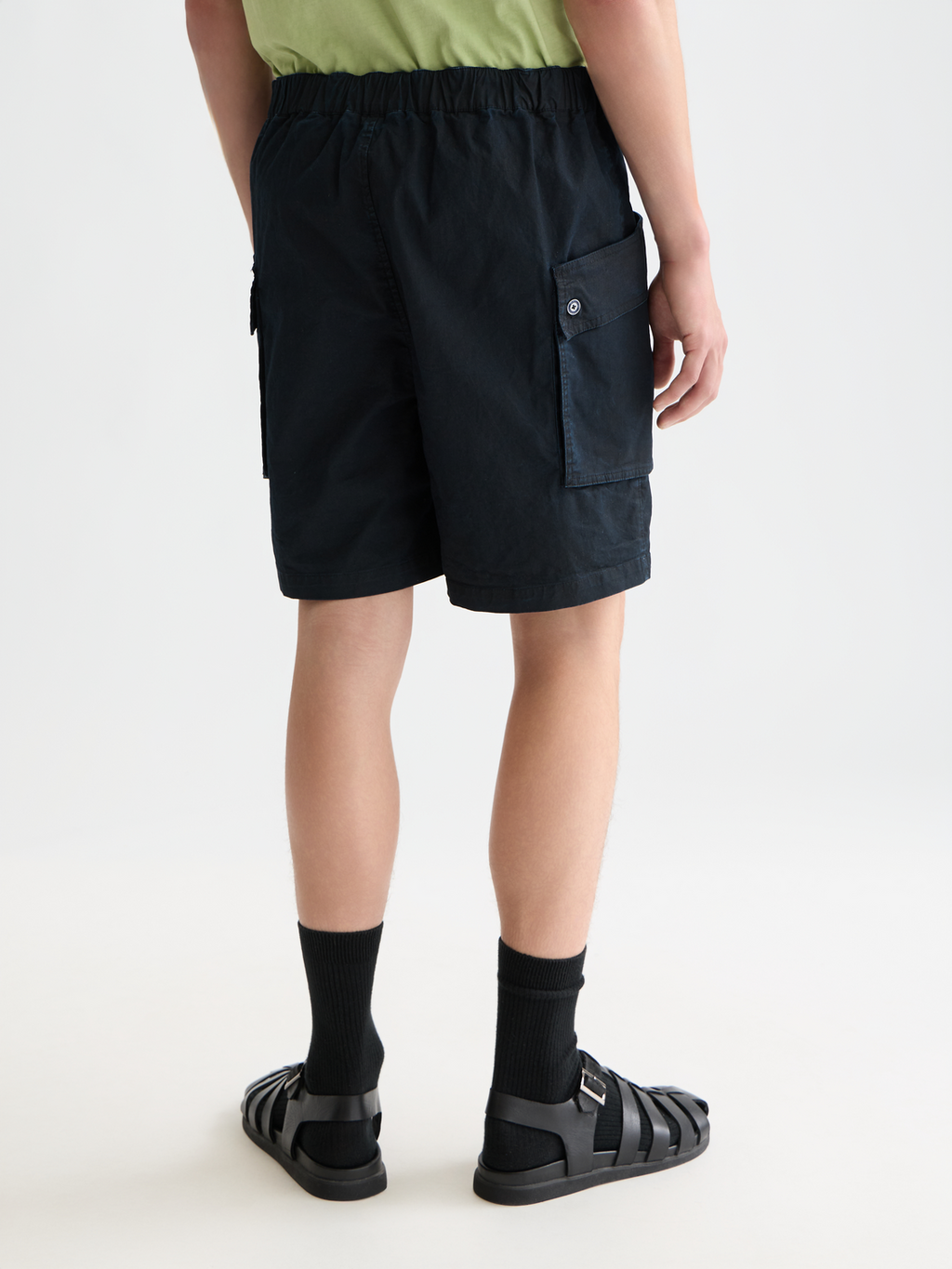 Washed cottonblend cargo loosefit bermuda shorts