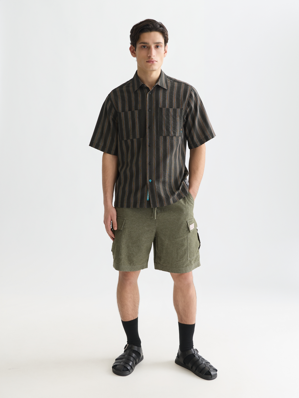 Relaxed cargo bermuda shorts