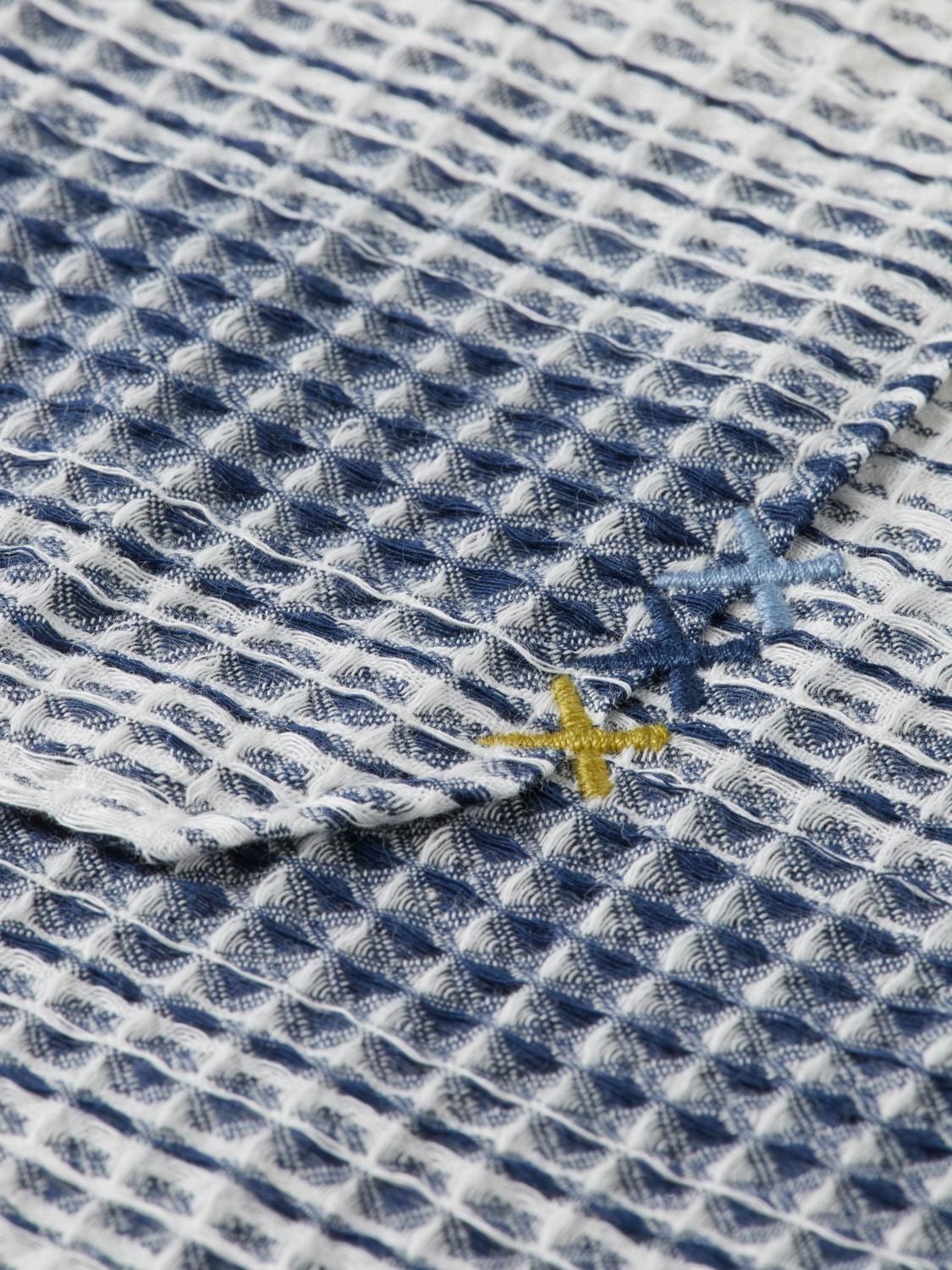Waffle structure stripe shirt