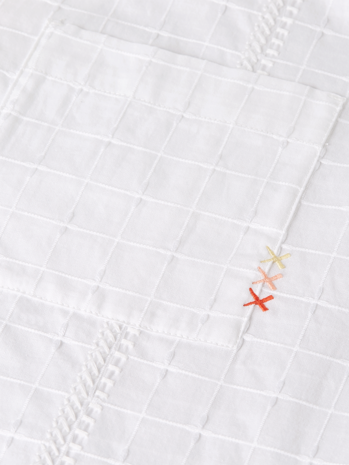 Embroidered structured relaxed short sleeve shirt