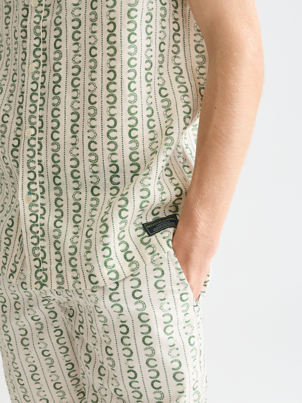 Printed linen short sleeve shirt