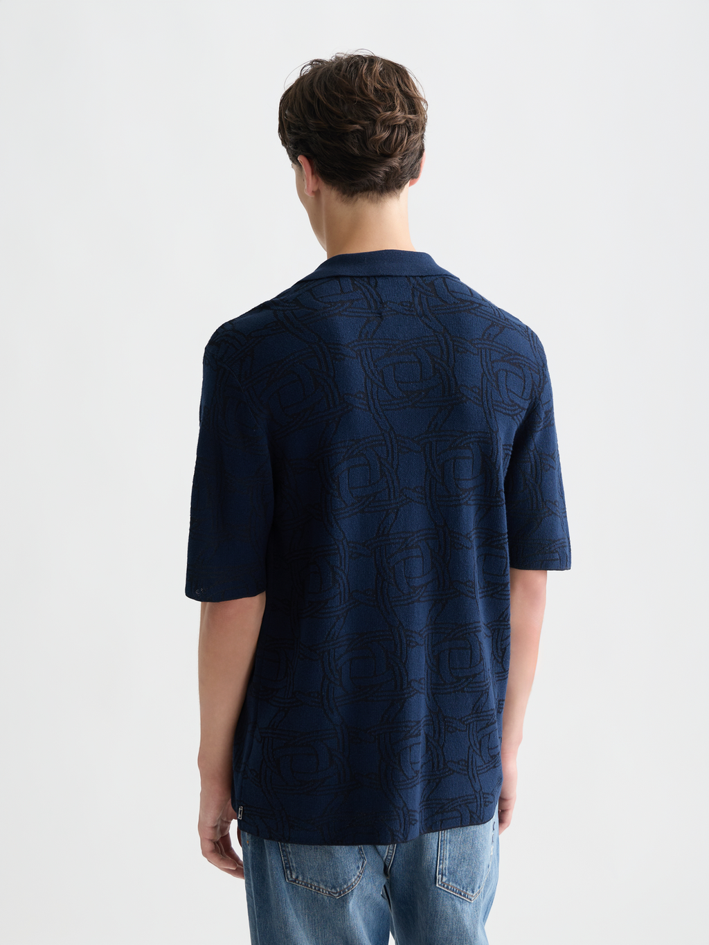 Knitted short sleeve shirt