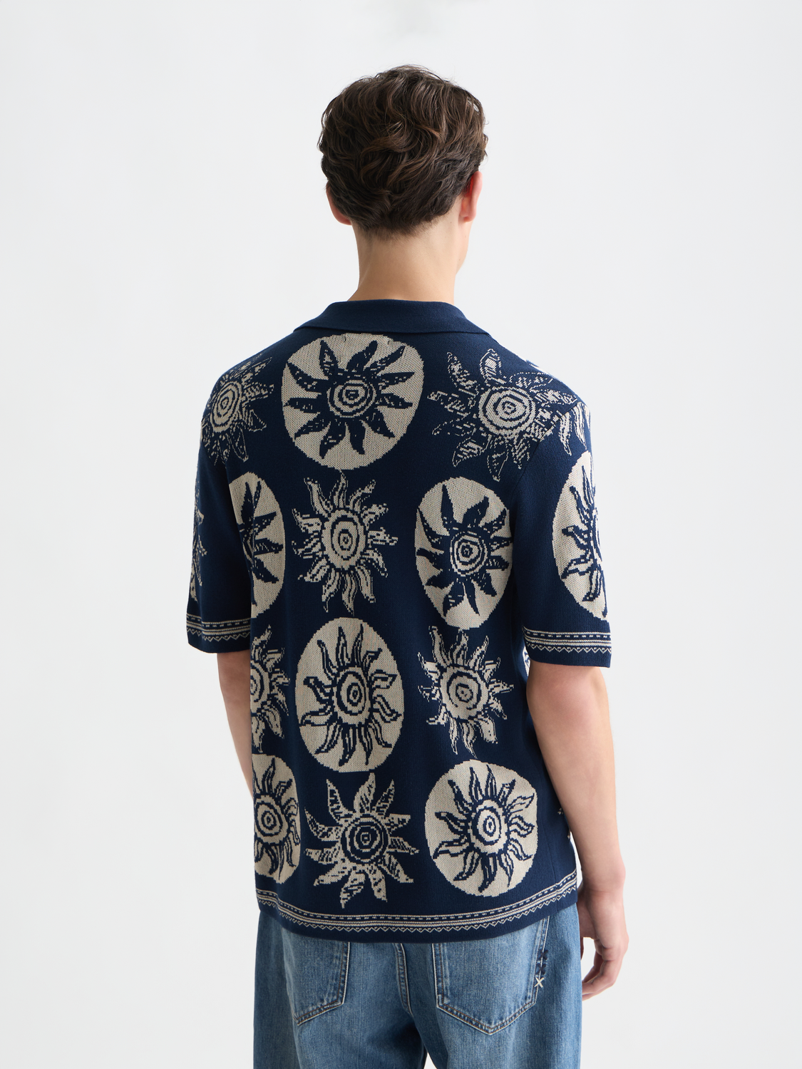 Knitted jaquard short sleeve shirt