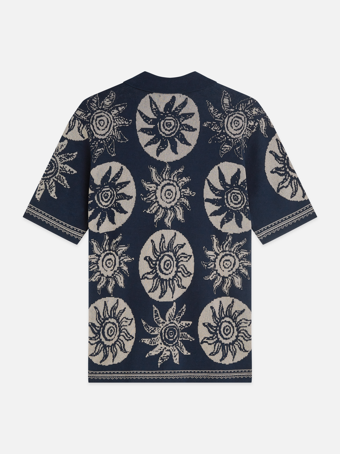 Knitted jaquard short sleeve shirt