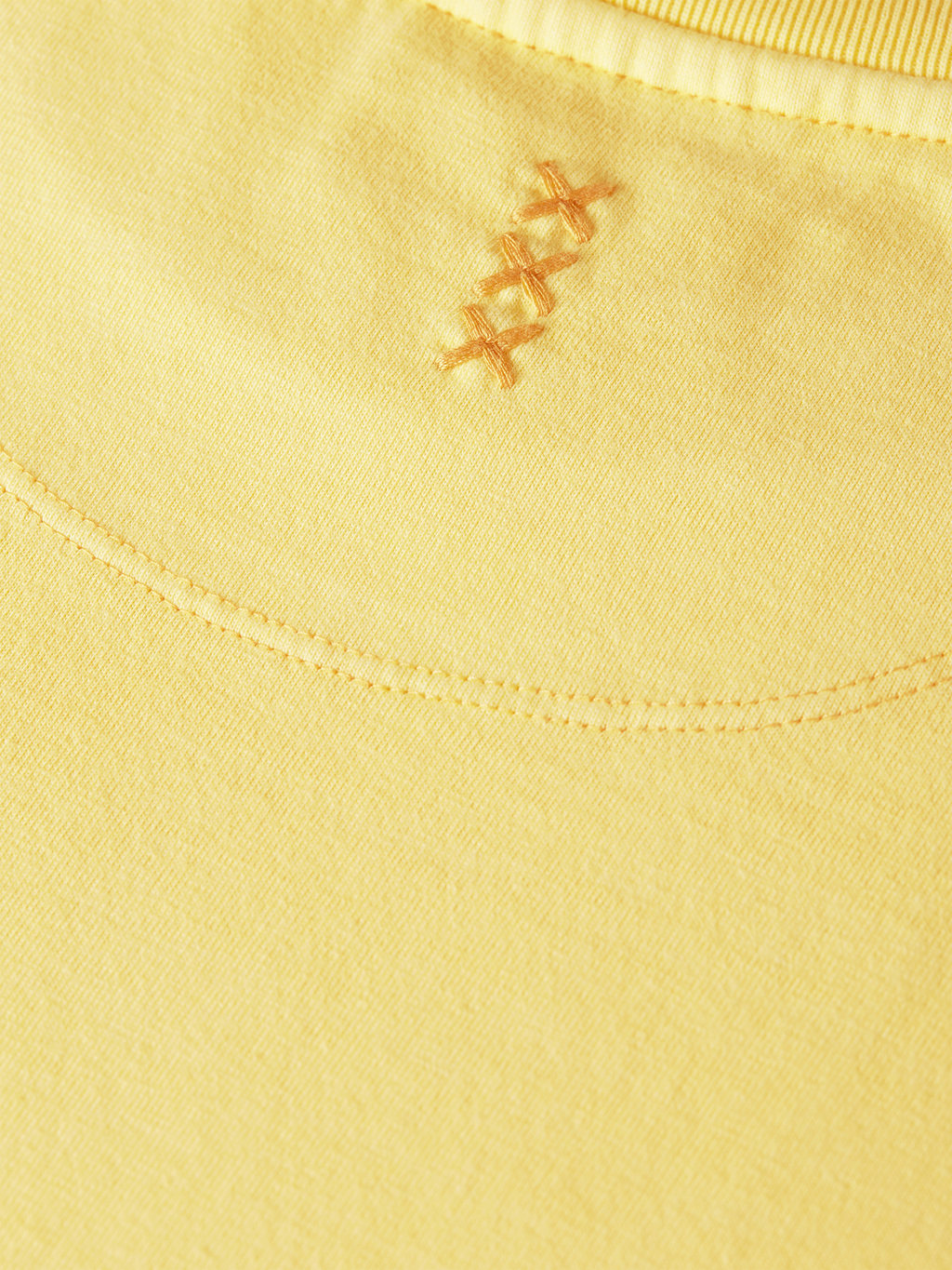 3 crosses garmentdyed relaxedfit Tshirt