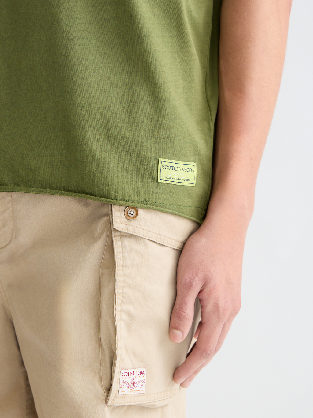 Seasonal Essentials Raw Edge Relaxed T-shirt