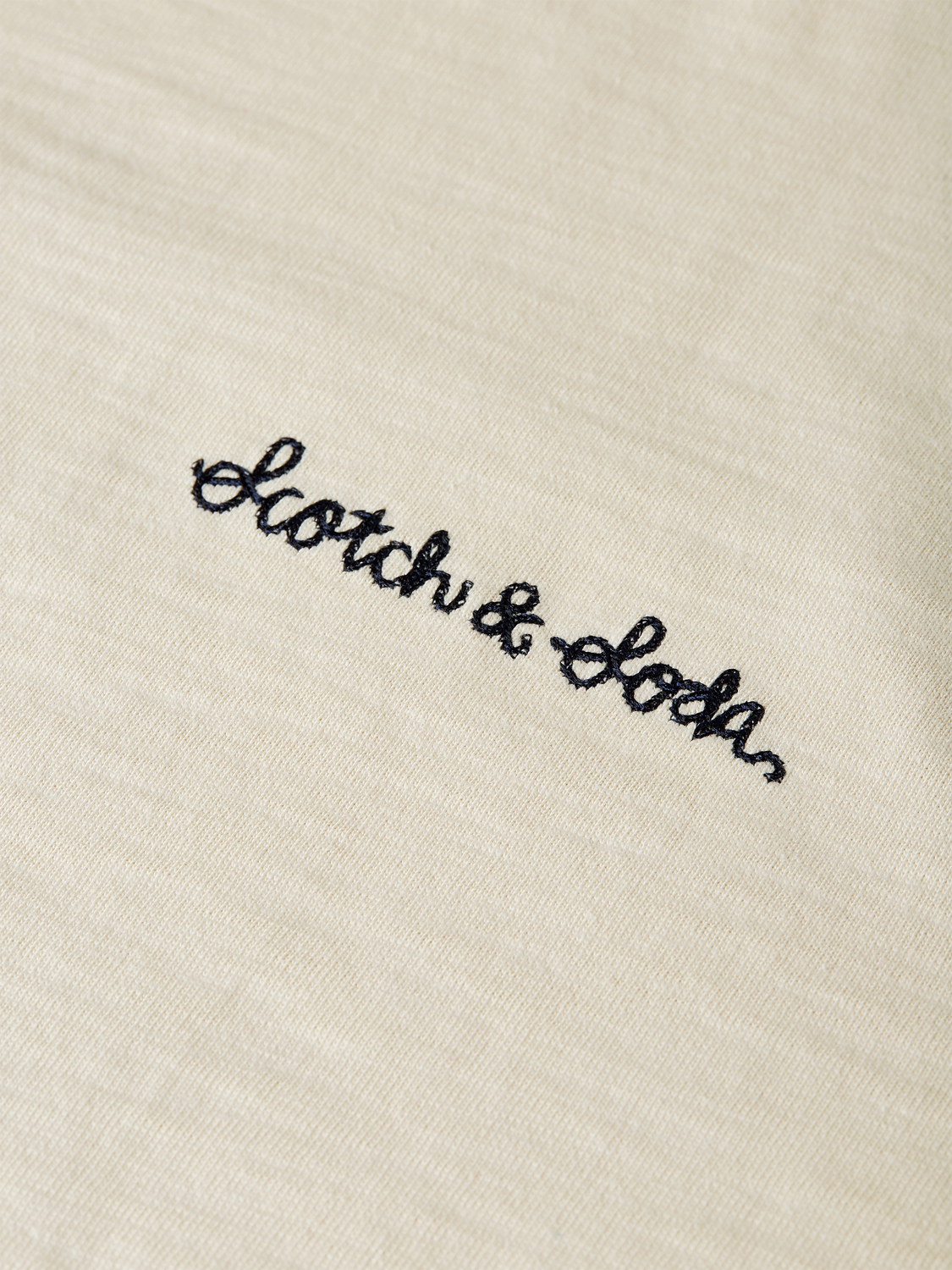 Slubyarn chest pocket artwork relaxed fit T-shirt