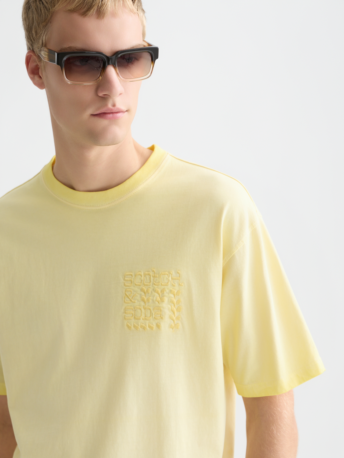 Embroidered artwork relaxedfit garmentdyed Tshirt