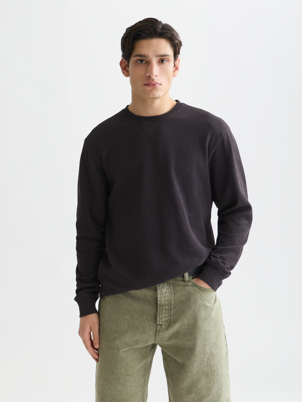 Garment-dyed sweatshirt