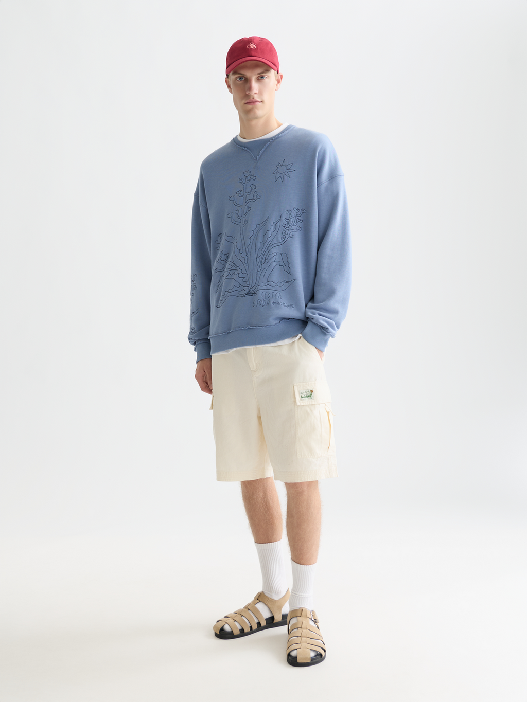 Embroidered loose sweatshirt