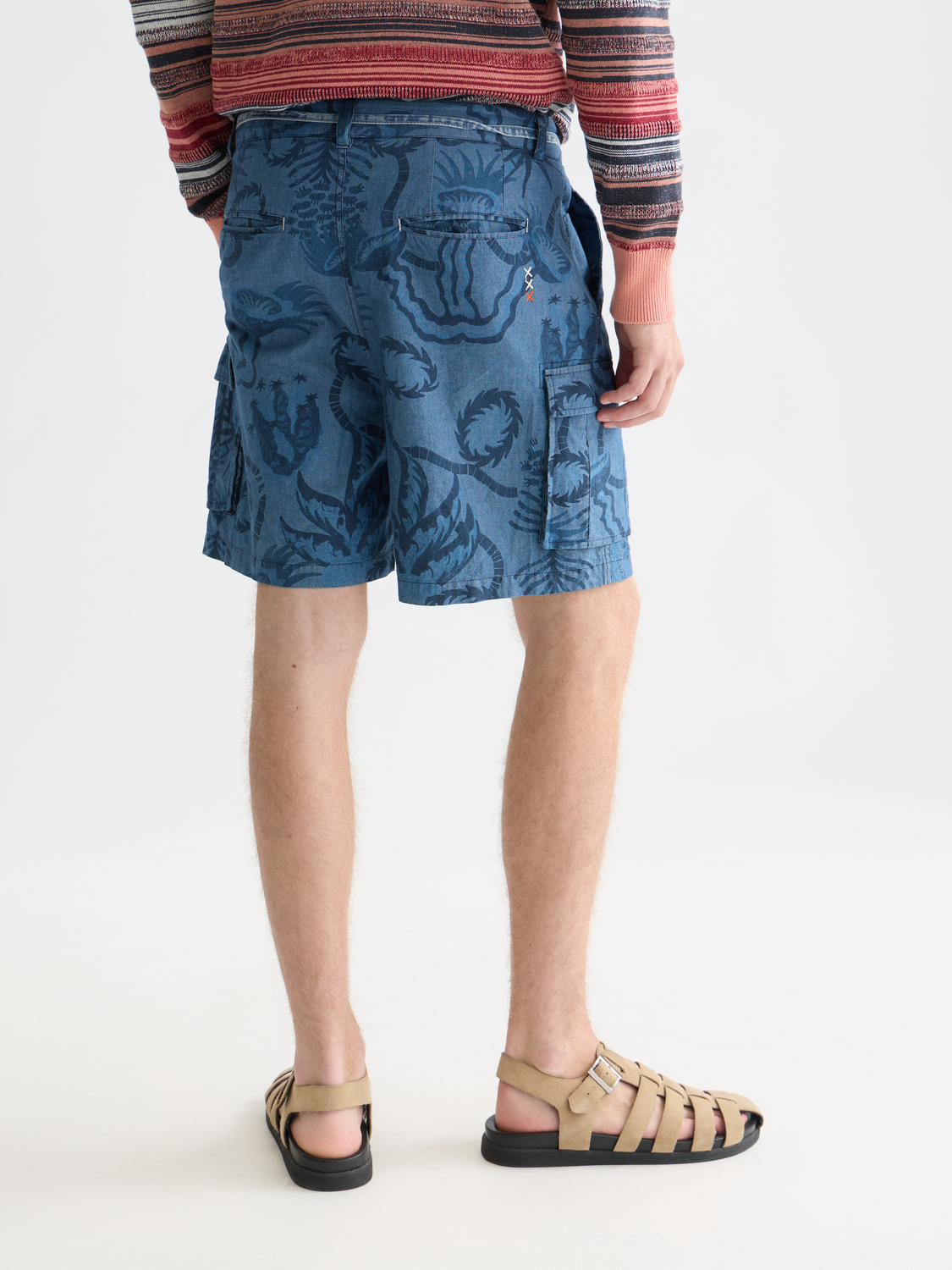 Allover printed chambray cargo shorts