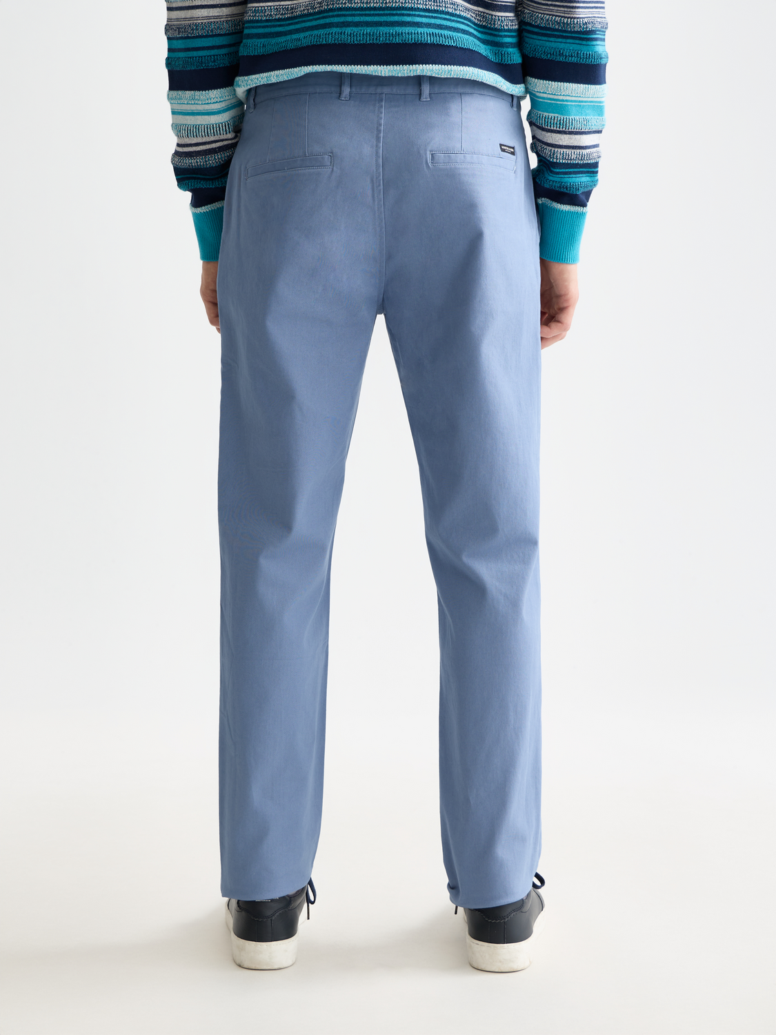 Seasonal Essentials Stuart chino - INFINITY