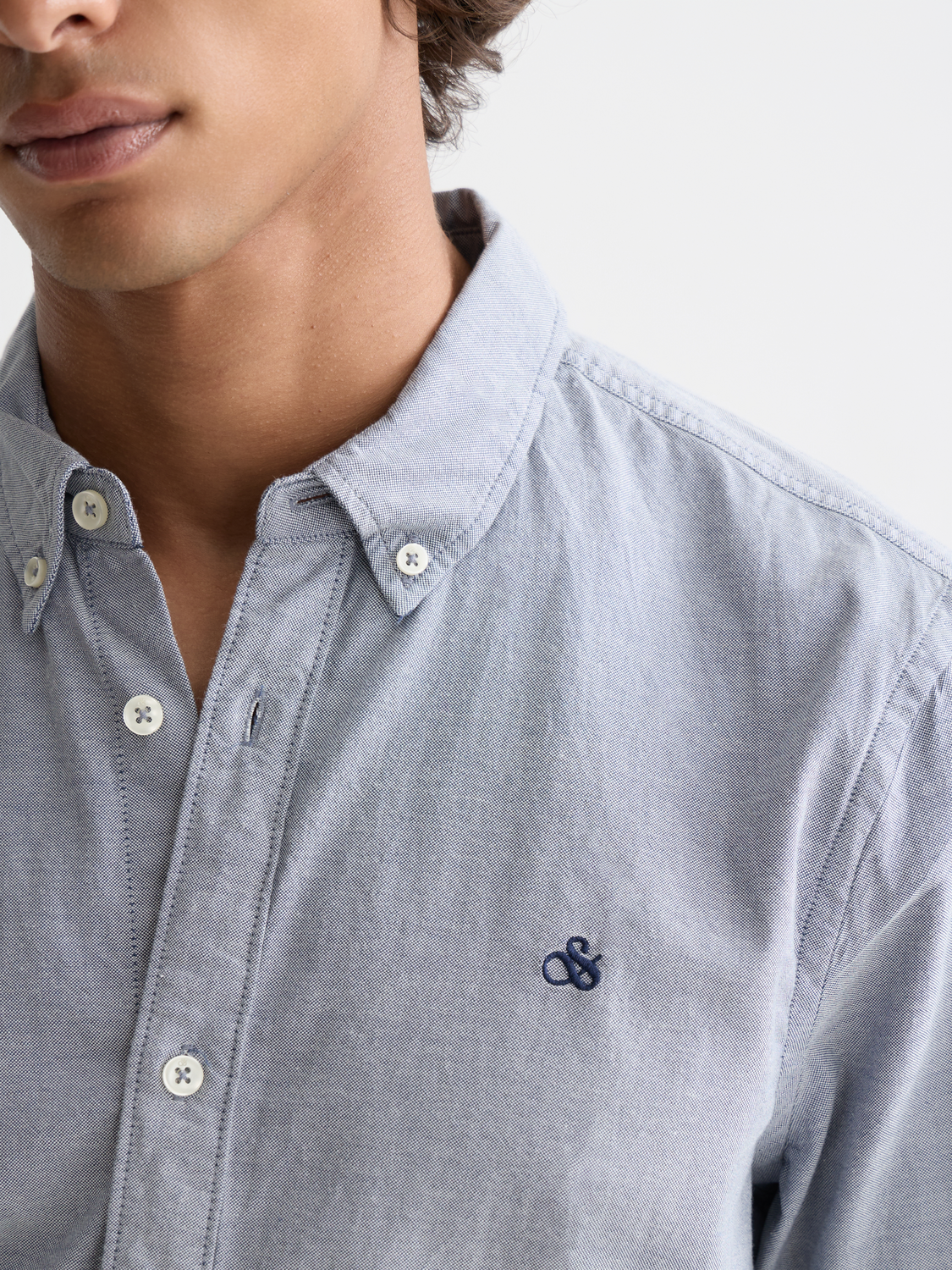 Seasonal Essentials solid oxford shirt - OCEANA