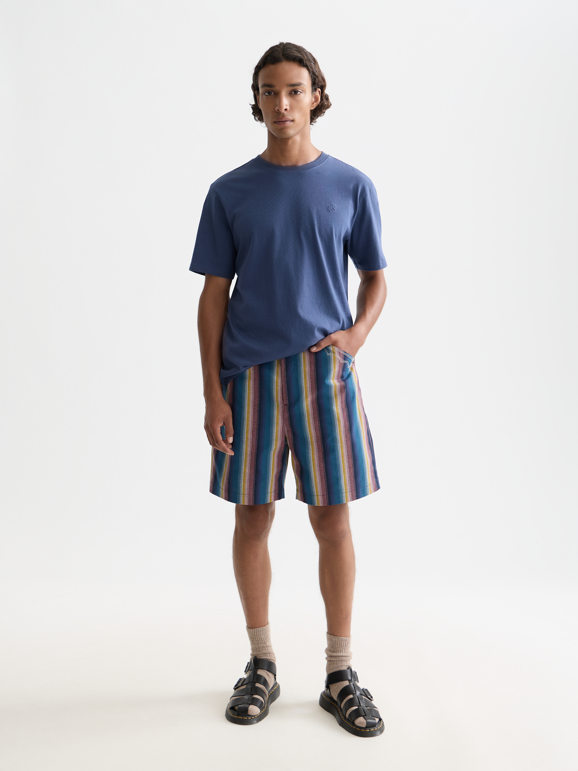 Seasonal Essentials regular logo t-shirt