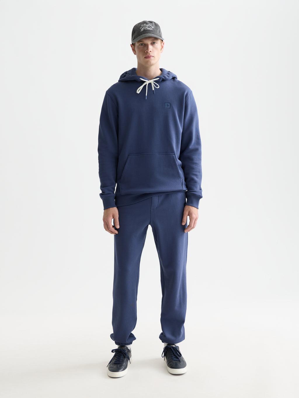 Seasonal Essentials logo badge regular hoodie - OCEANA
