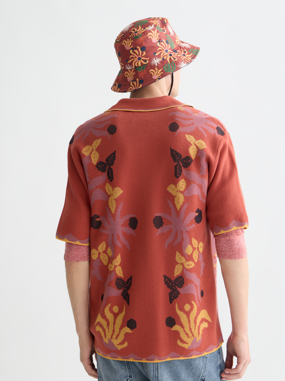 Knitted jaquard short sleeve shirt