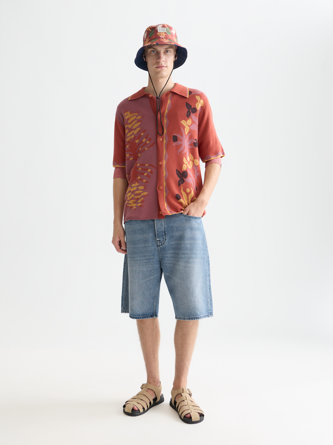 Knitted jaquard short sleeve shirt