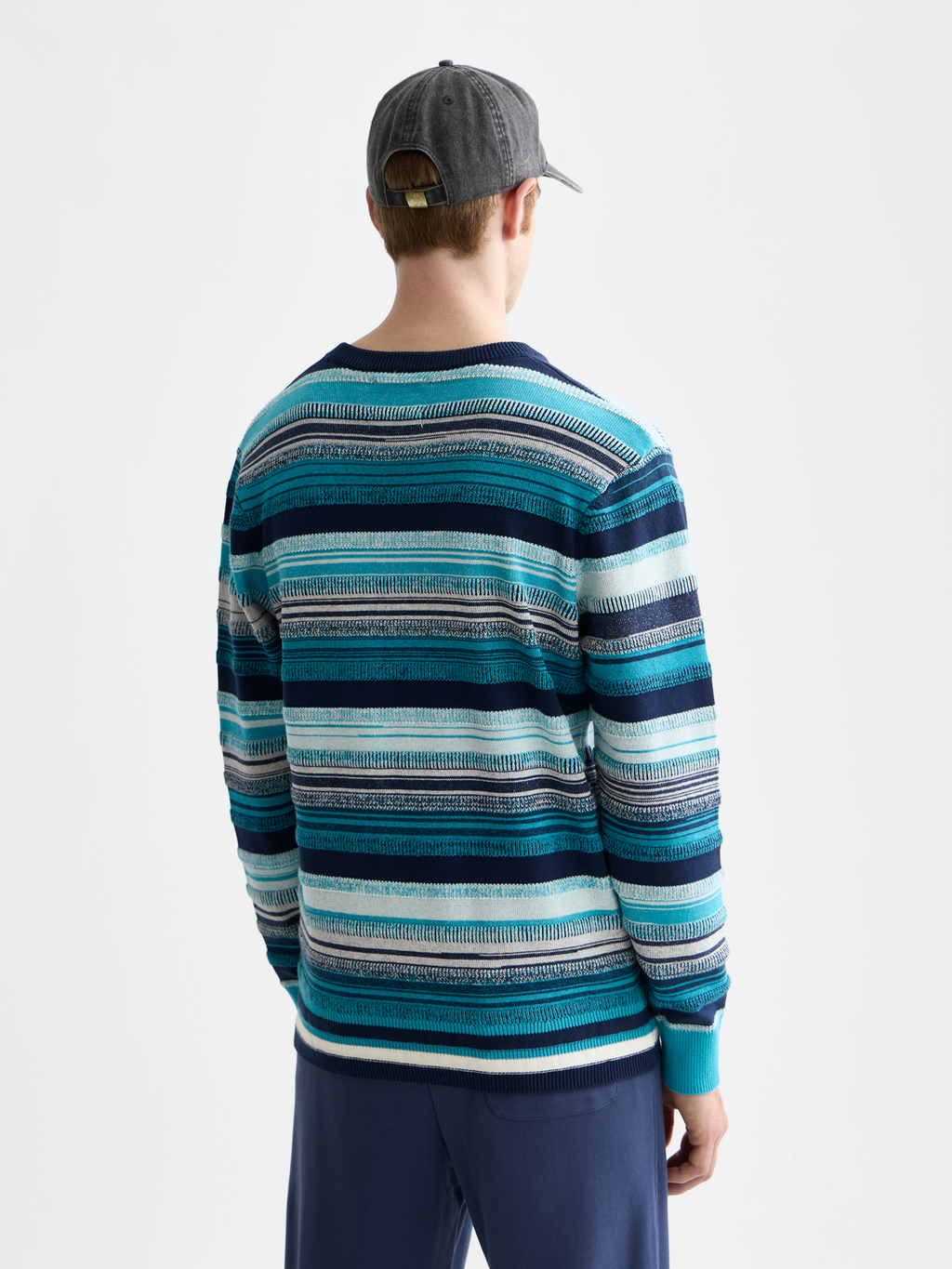 Striped knitted pullover