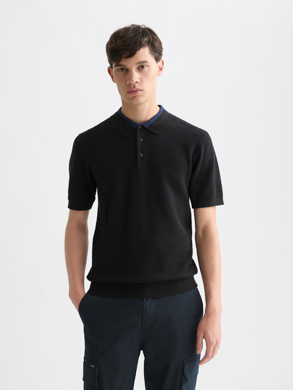 Structured knitted polo