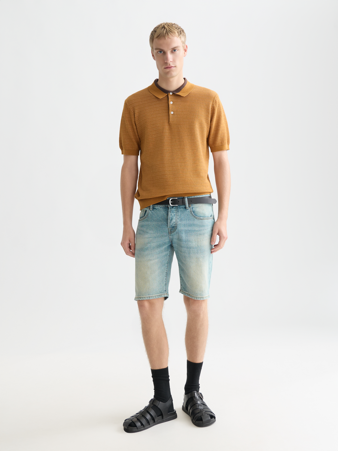 Structured knitted polo