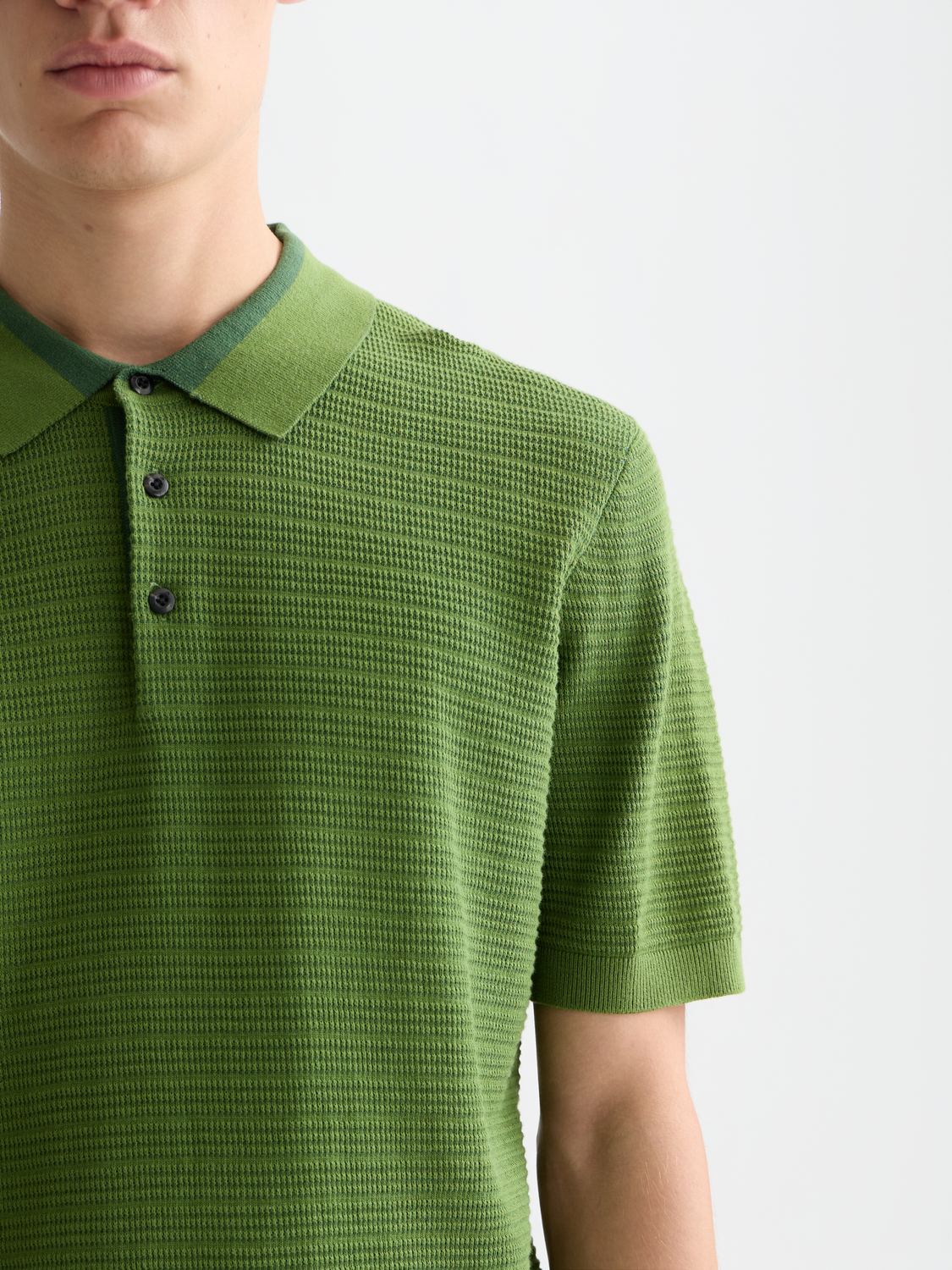 Structured knitted polo