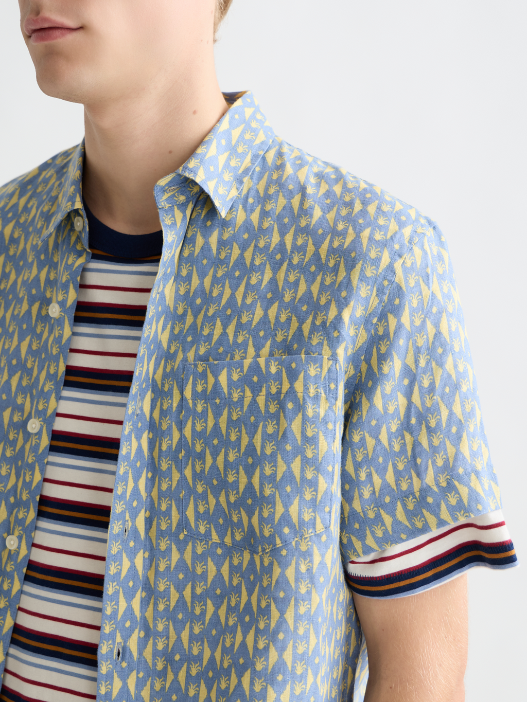 Printed linen short sleeve shirt