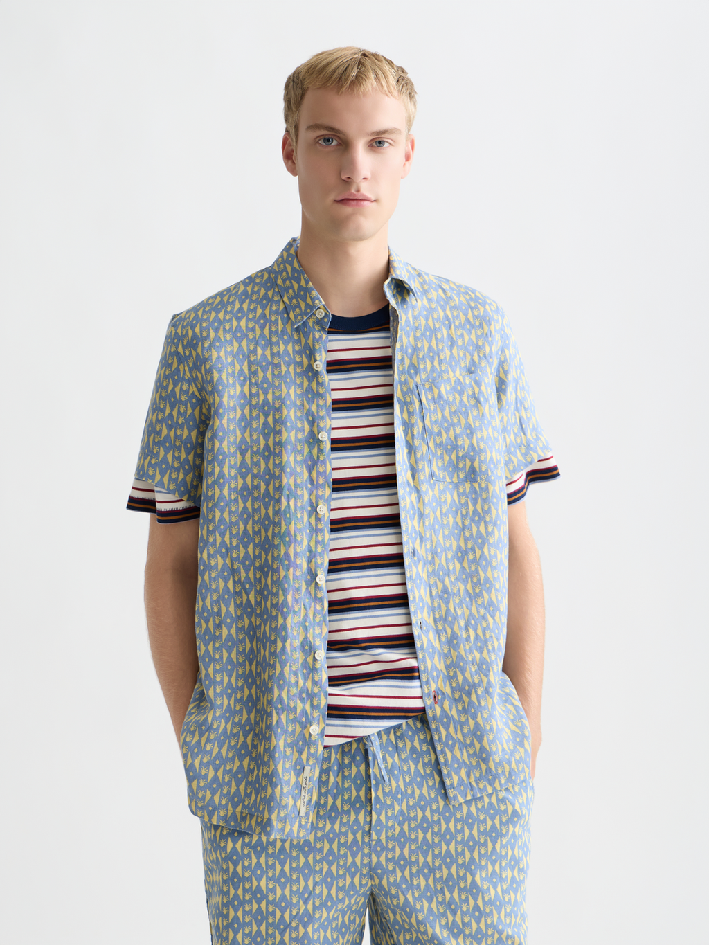 Printed linen short sleeve shirt