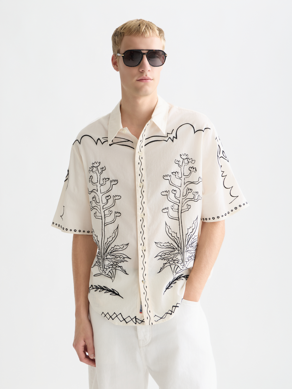 Embroidered seersucker relaxed short sleeve shirt