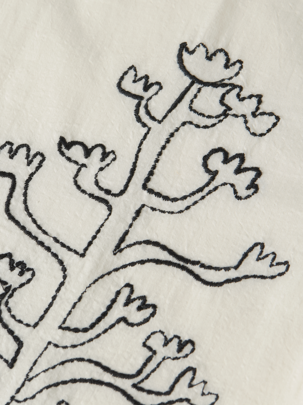 Embroidered seersucker relaxed short sleeve shirt