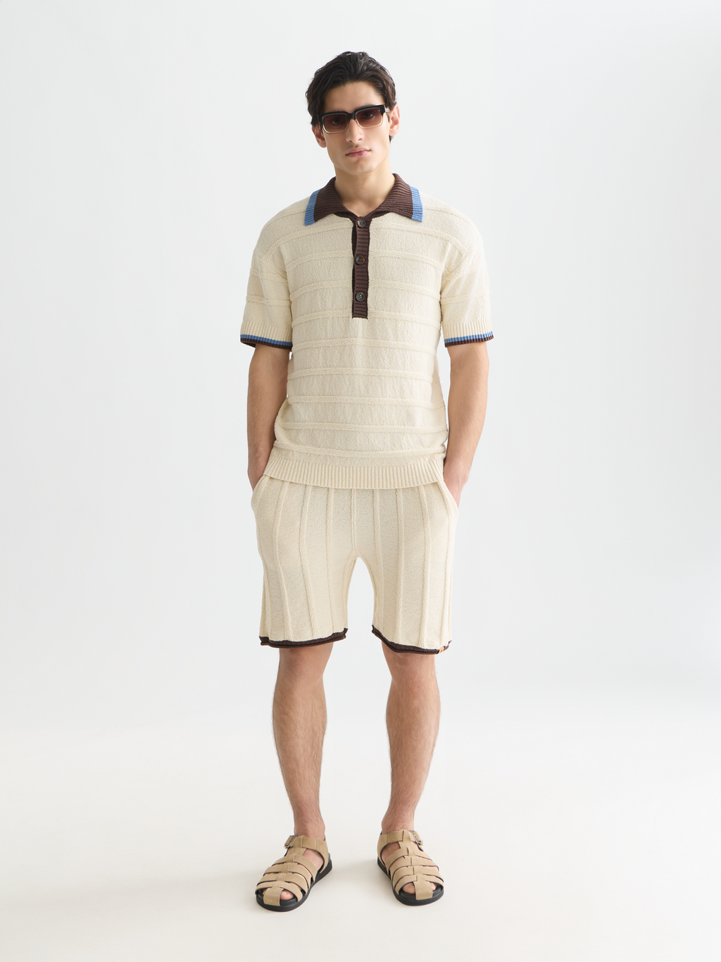 Structured knitted shorts